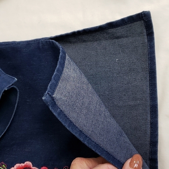 Victor Costa Occasions Medium Denim Embroidered & Sequins Snap Up Shirt EUC - Picture 7 of 11